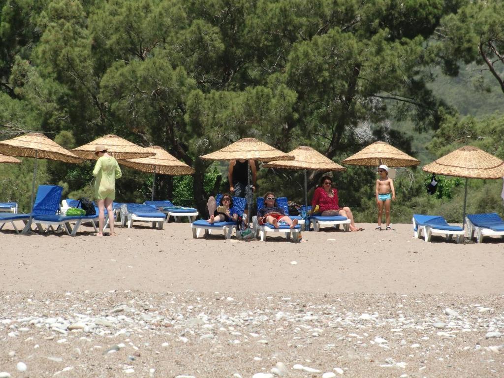 Blue & White Hotel Çıralı Eksteriør billede