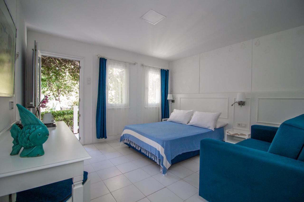 Blue & White Hotel Çıralı Eksteriør billede